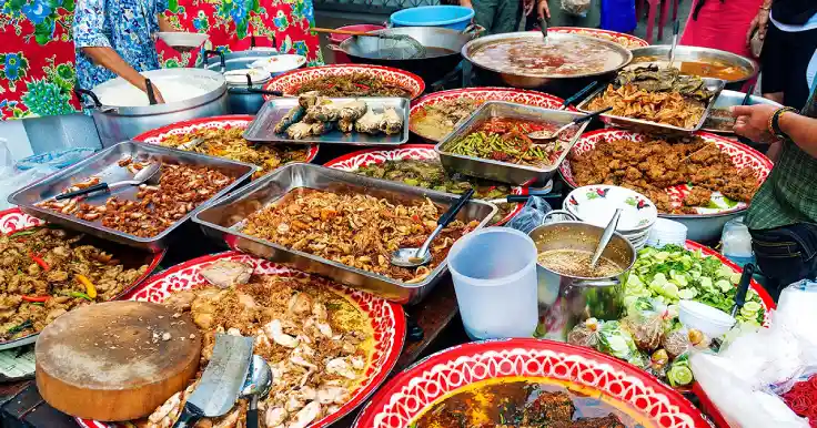 اهمیت غذاهای خیابانی در تایلند